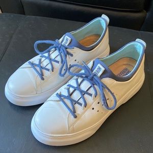 Samuel Hubbard walking shoes - US 8.5